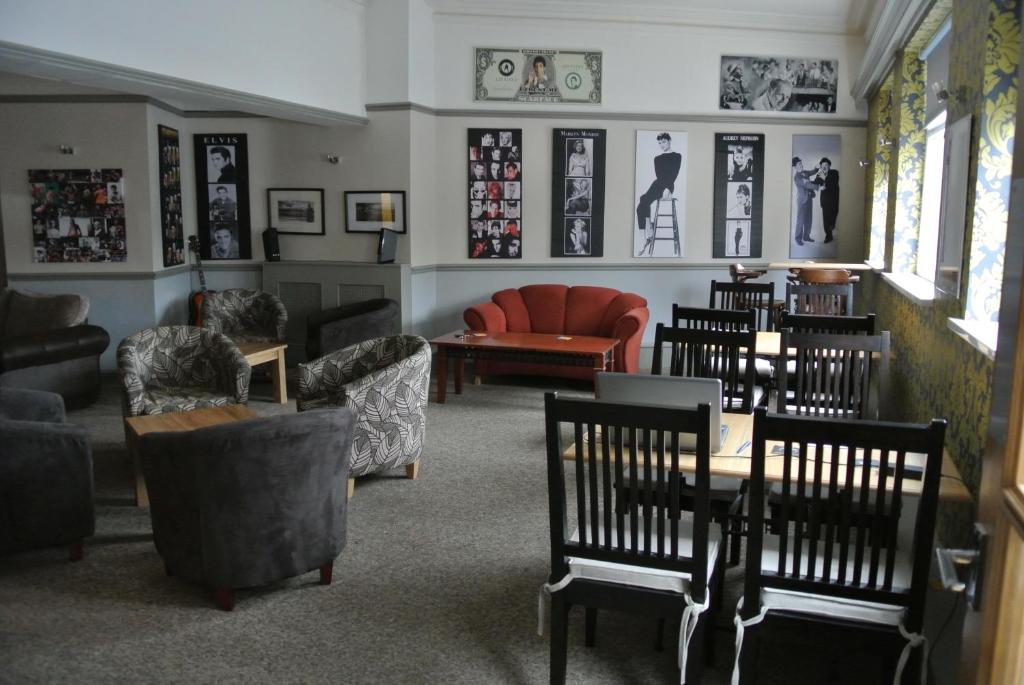 Lyndan Guest Liverpool